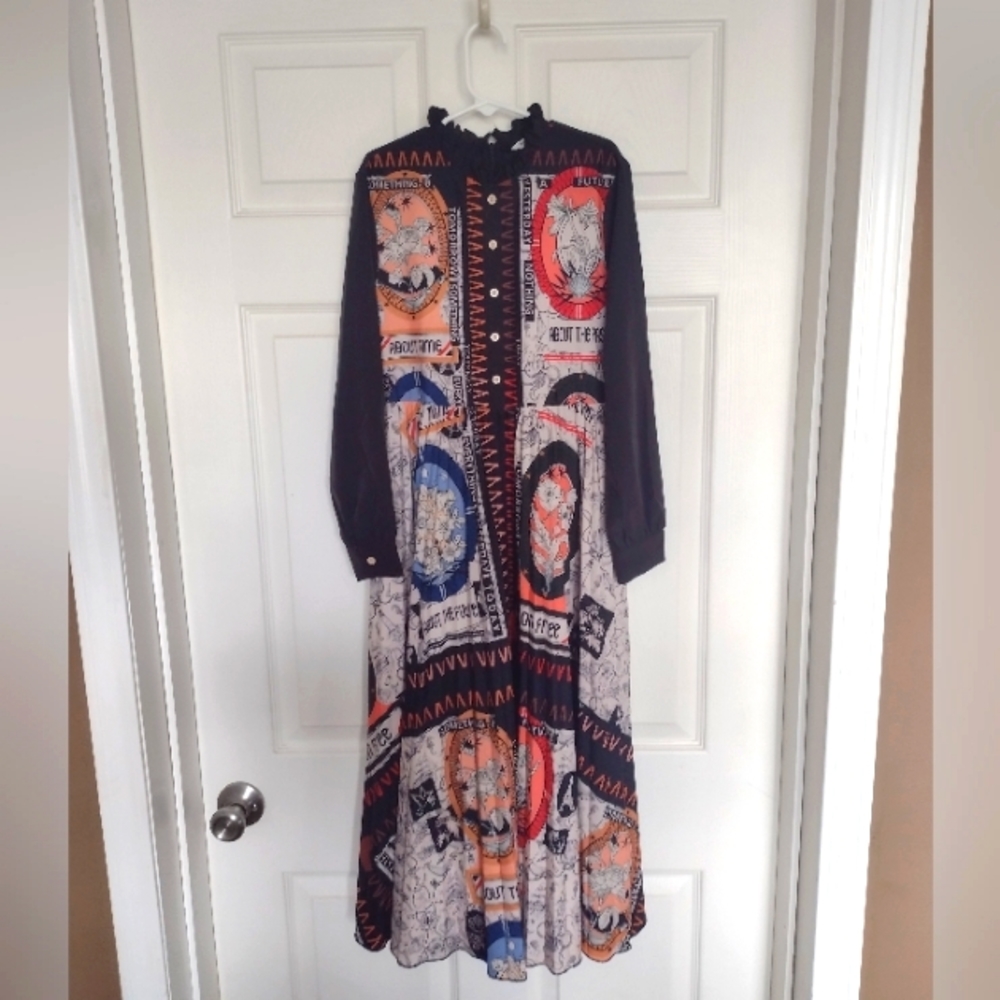 Girls dress, size 9 but my daughter just got out of 10/12.
